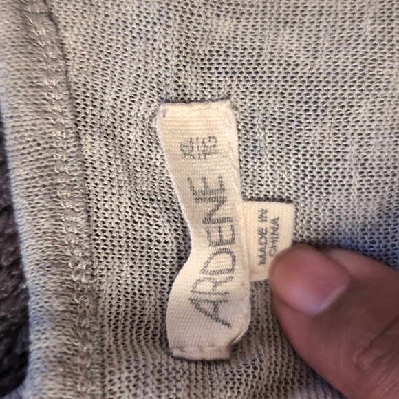 Ardene| Grey Tank Top With Cow Skull Multicolored Design Slit Back 3 Ribbons - Picture 8 of 10